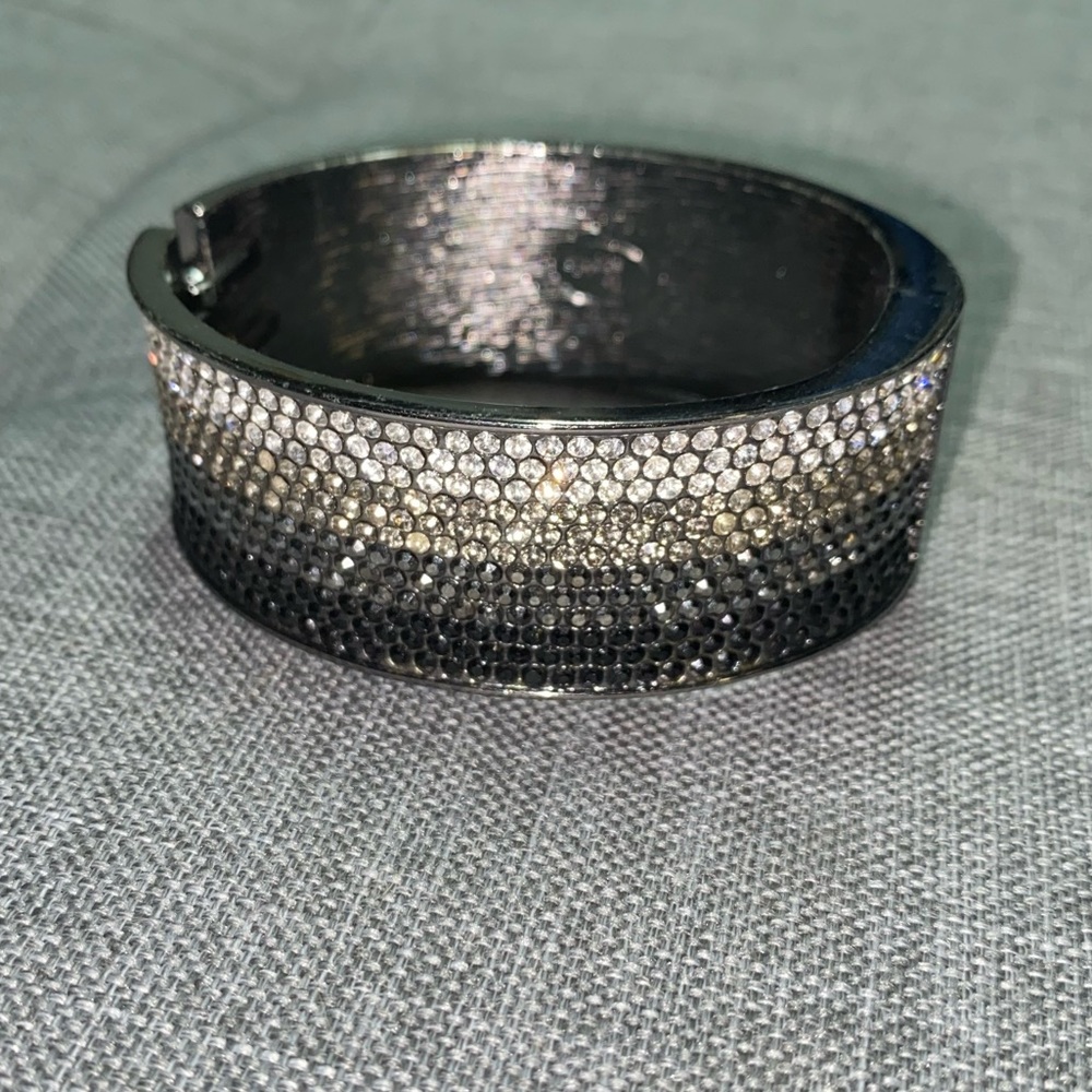 Lia Sophia Paris Lights Grey Swarovski bracelet